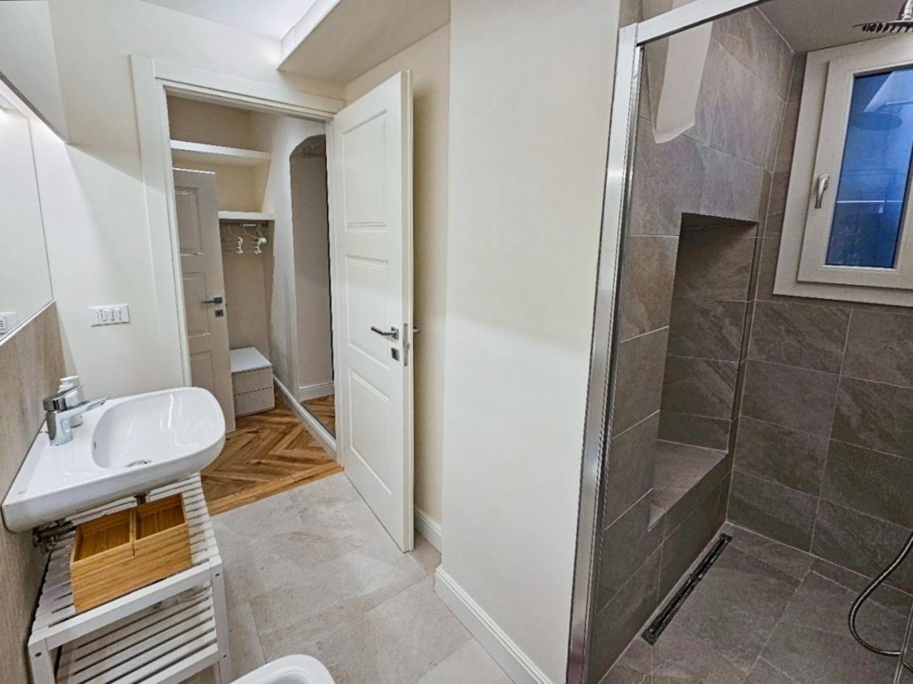 Apartamento Centralissimo Due Passi Dal Duomo Per Gruppi Florencia